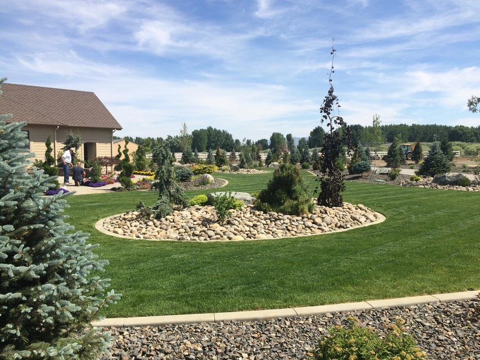 Big Fish Landscaping - Photo 2