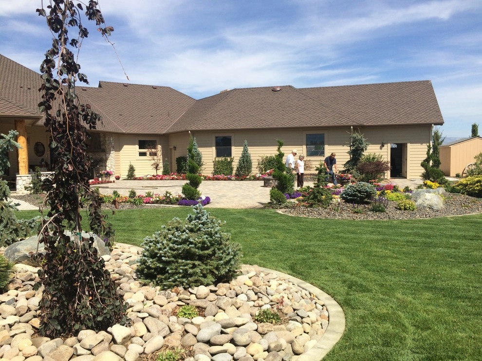 Stonegate by Big Fish Landscaping - Photo 13