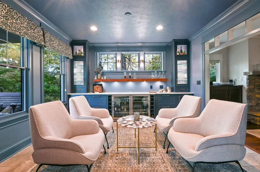 Carmel Lounge and Bar by The Lifestyle Group Inc. - Photo 3