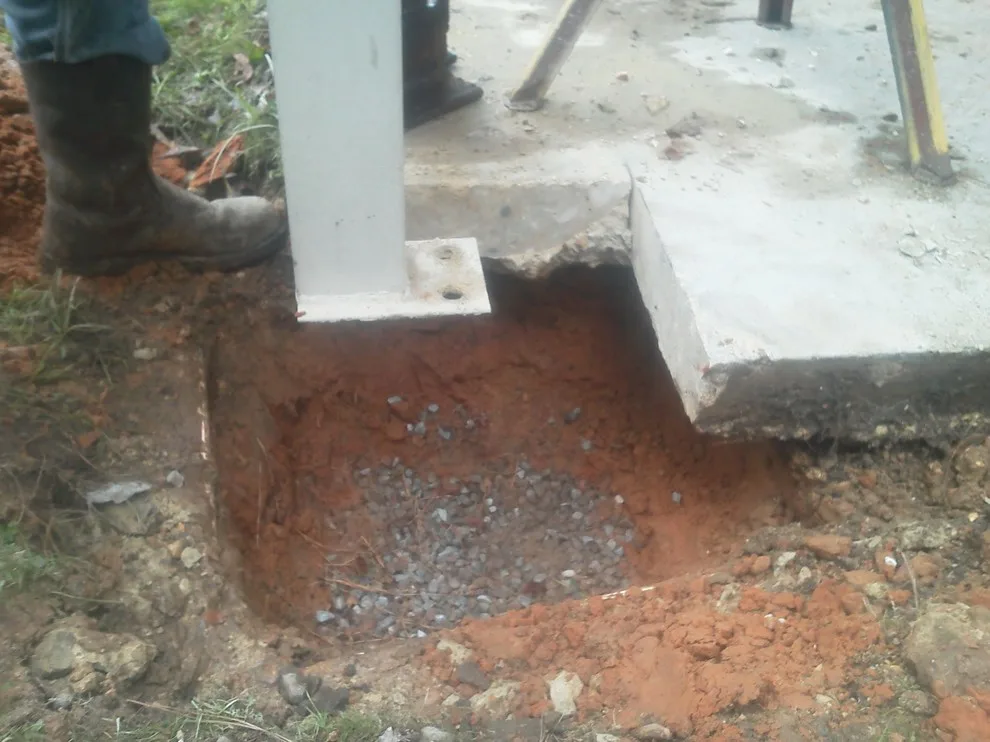 Hall Construction - Photo 7
