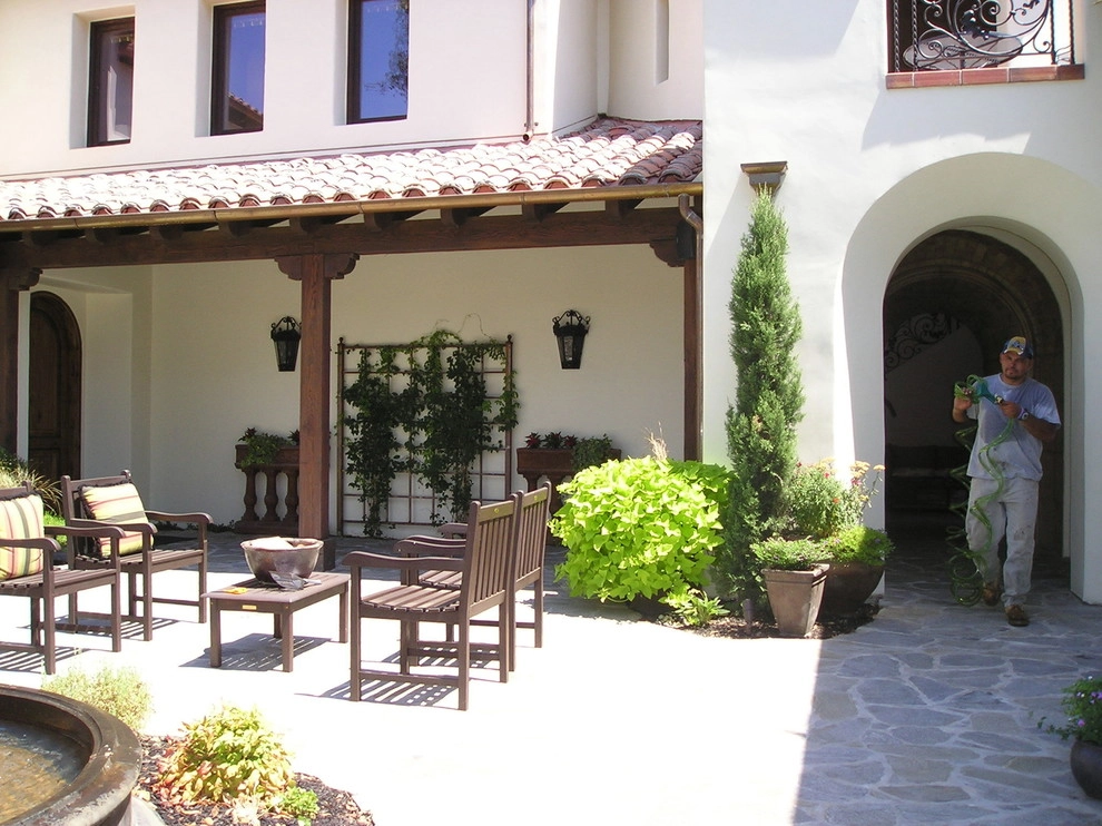 Portfolio of Pots by Bluestar Landscape Designers - Photo 10