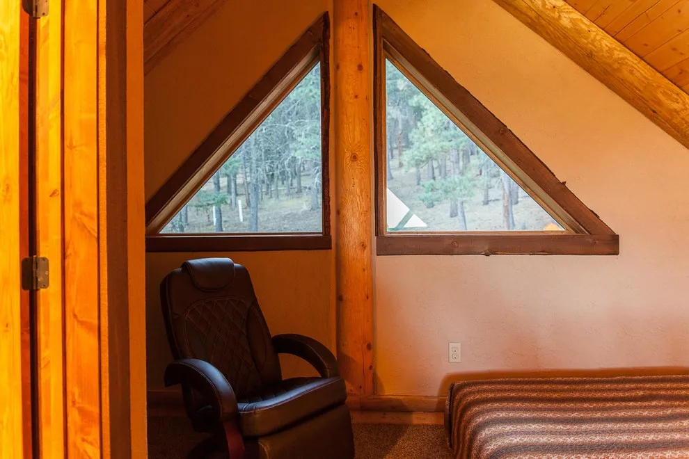 Sangre de Cristo Mountains Log Cabin Retreat by Mammoth Mill & Construction Co. - Photo 14