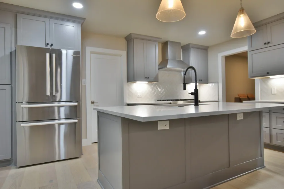Shaw Company Remodeling - Photo 14