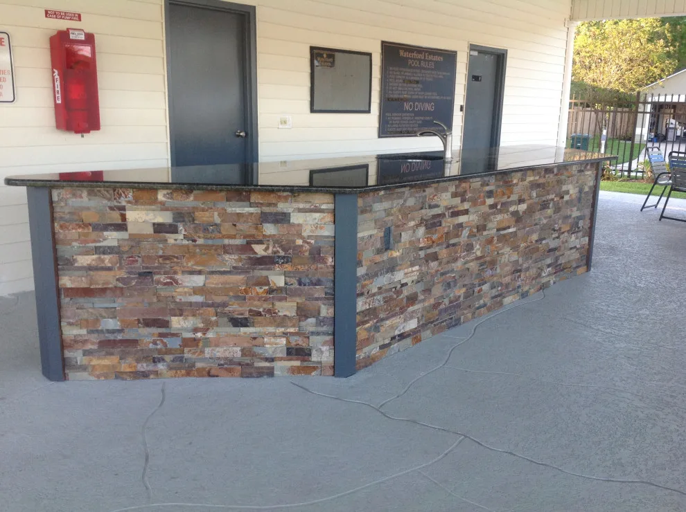 Bar Island Renovation Project by BER-SHEL Inc., STORM-PRUF - Photo 4