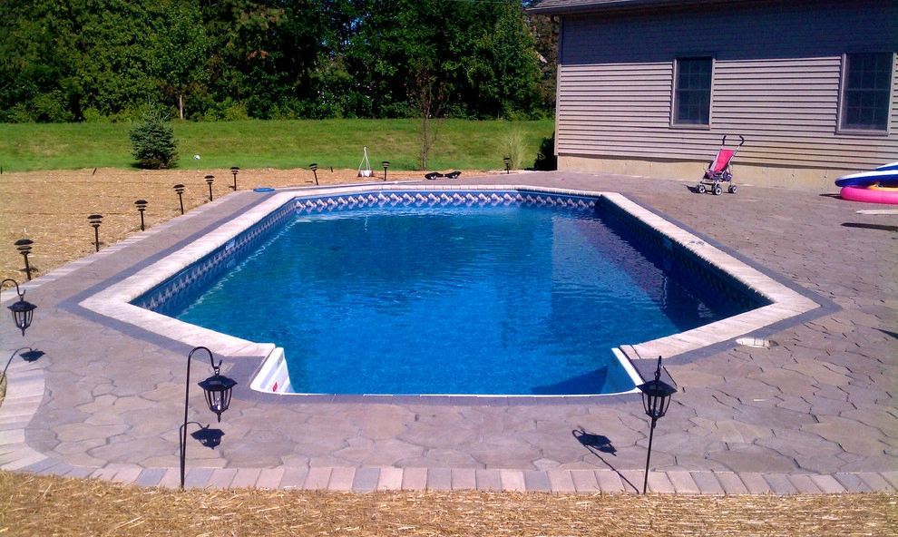 Landscape Gallery by Blade Cutters Landscaping - Photo 11