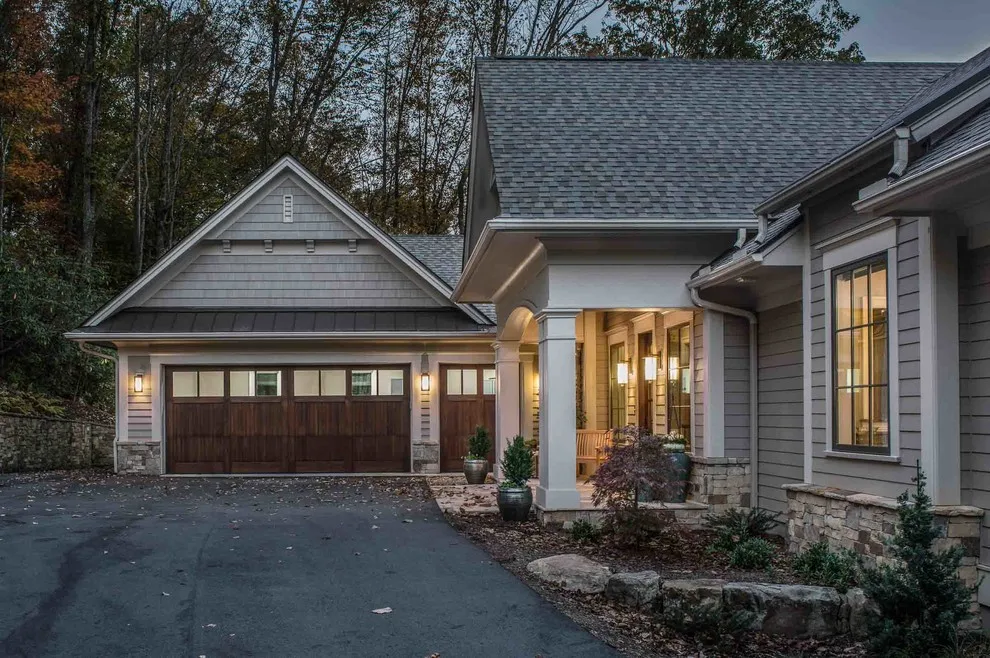 Heirloom Home at Champion Hills Golf Course by BlueStone Construction, LLC - Photo 6