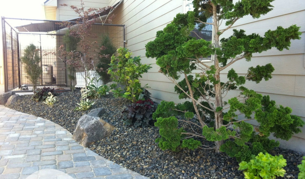 Pavers, Patios, & Hardscapes by Blue Ribbon Landscape & Maintenance, Inc - Photo 3