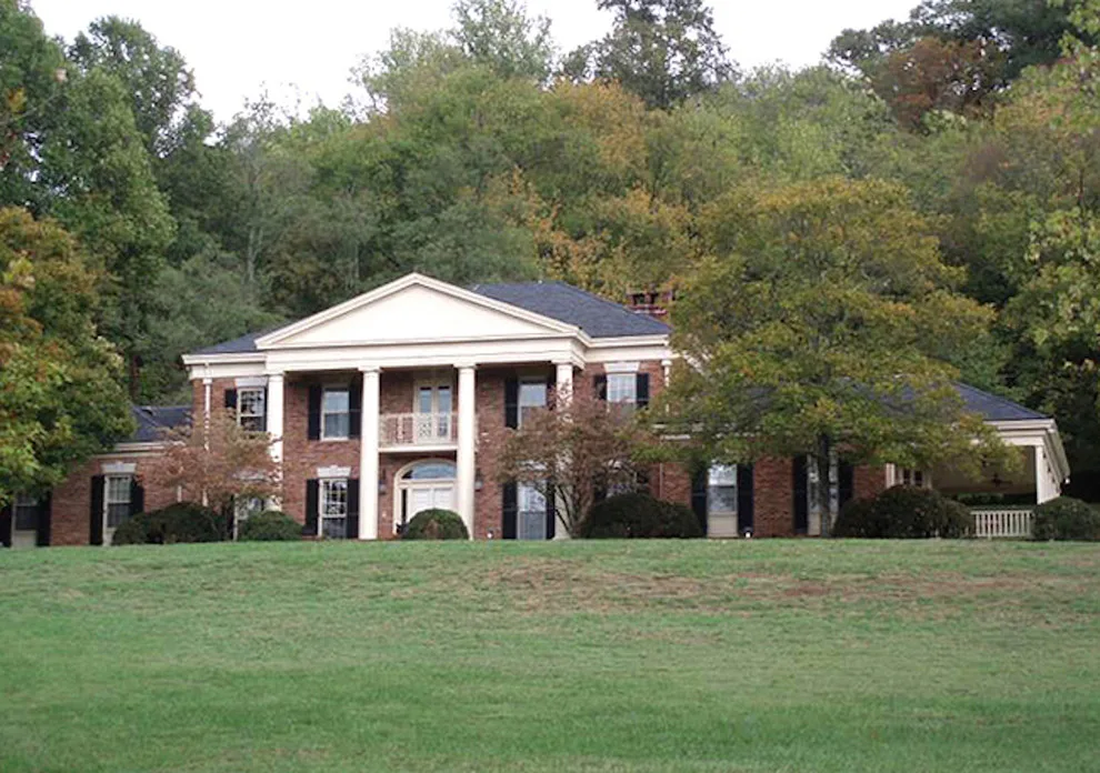 Scruggs E C And Sons - Photo 8