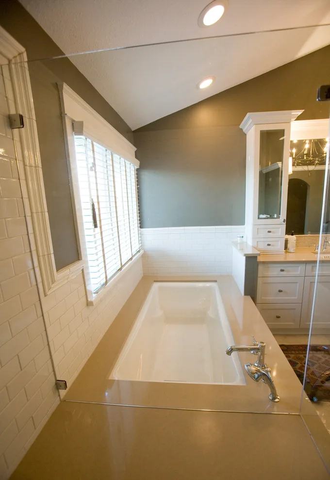 Sleek Sophisticated Leader by Proven Renovations And Design - Photo 2