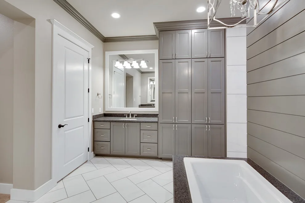 Pristine Classic Farmhouse by Crowley Custom Homes - Photo 9