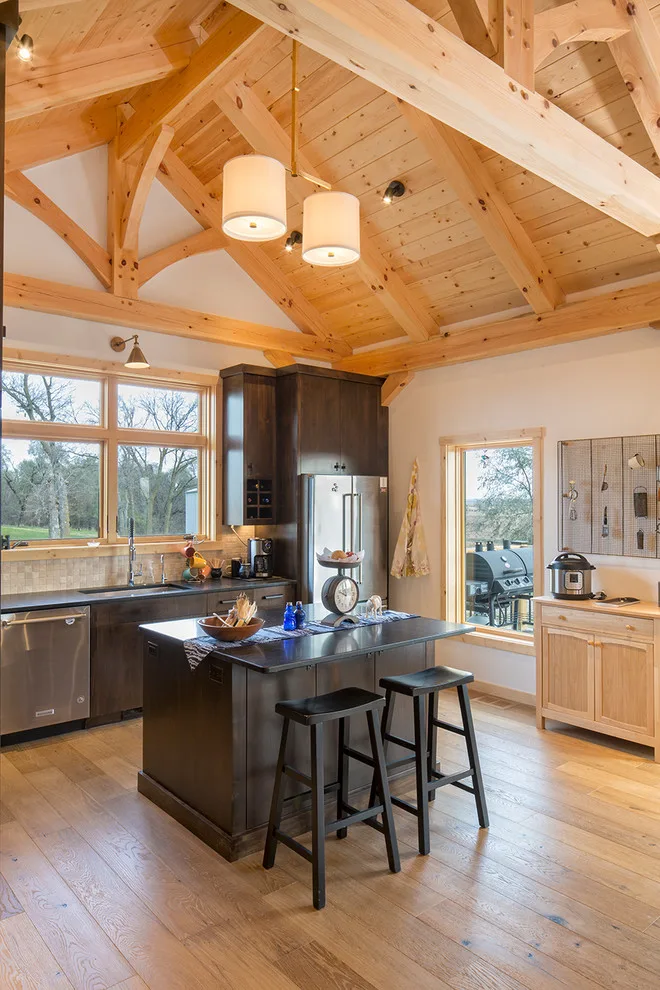 Crystal Stream - Country Lodge by Craig Tuttle Construction, Inc. - Photo 2