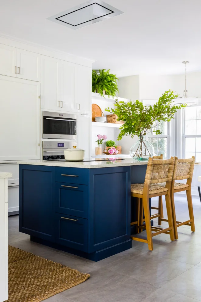 Shoreline Kitchen by Sandifer Design Build - Photo 8