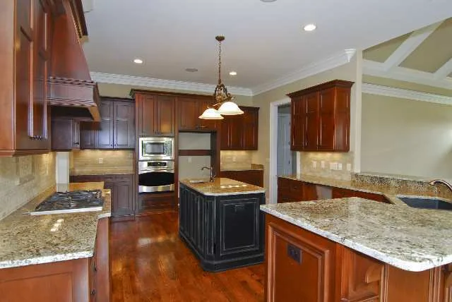 Cobblestone Kitchen at Simpsonville by Construction Straight Up - Photo 5
