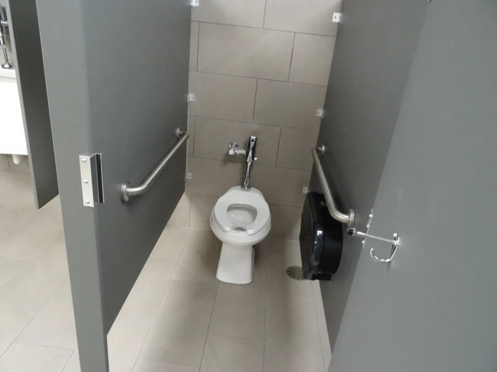 Public Restroom by Spot On Remodeling Corporation - Photo 20