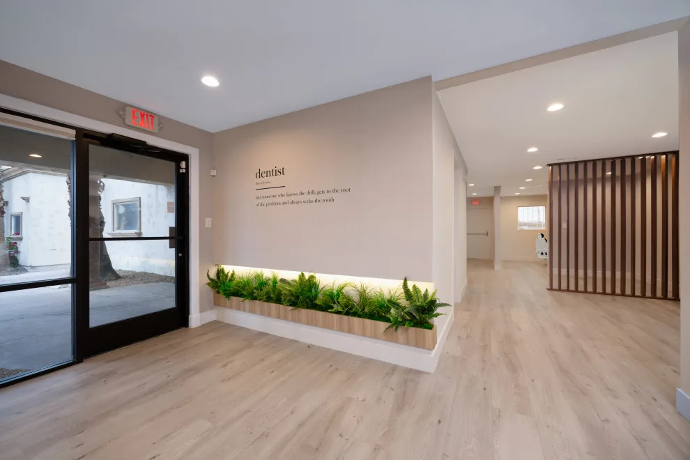 Dental Clinic by Cera Construction - Photo 6