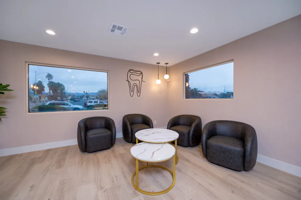 Dental Clinic by Cera Construction - Photo 7