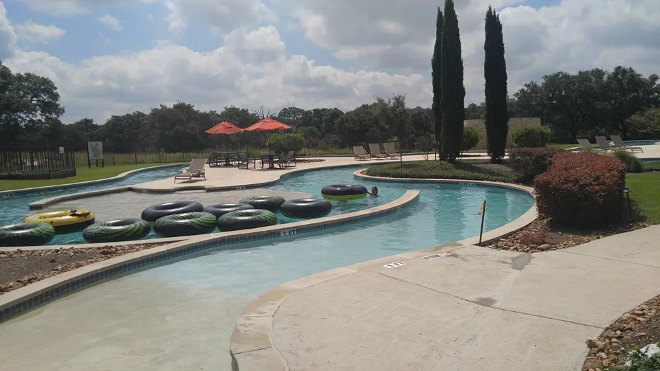 Huerta Homes - Photo 13