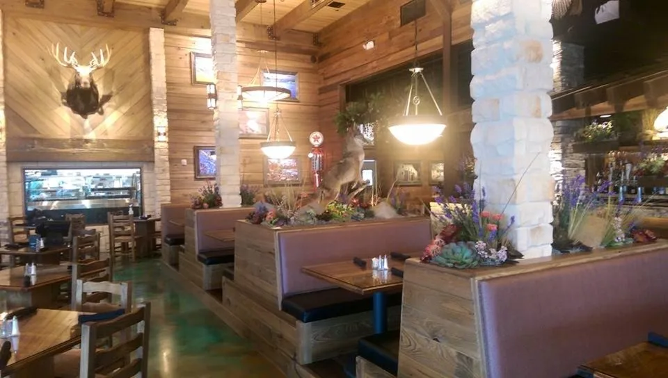 Dining Establishment by A G Y Enterprises - Photo 2