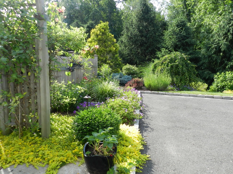 Cedar Bar and Arbor + Bocce Court by Bolton Landscape Design & Masonry Inc - Photo 10