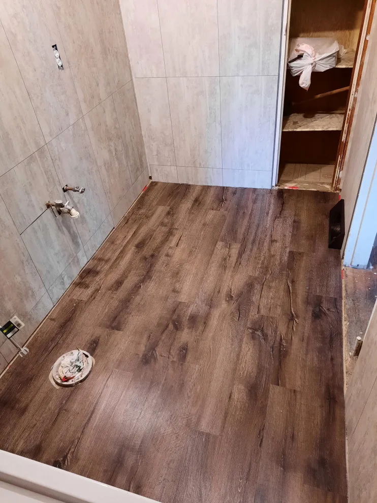 Comprehensive bathroom renovation by Valeria Home Improvements - Photo 7