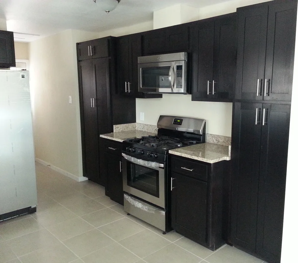 FULL HOME RENOVATION by Forma Contractors - Photo 6