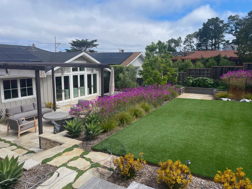 Corte Madera Hillside Rear Garden by Bon Terra Landscapes Inc. - Photo 7