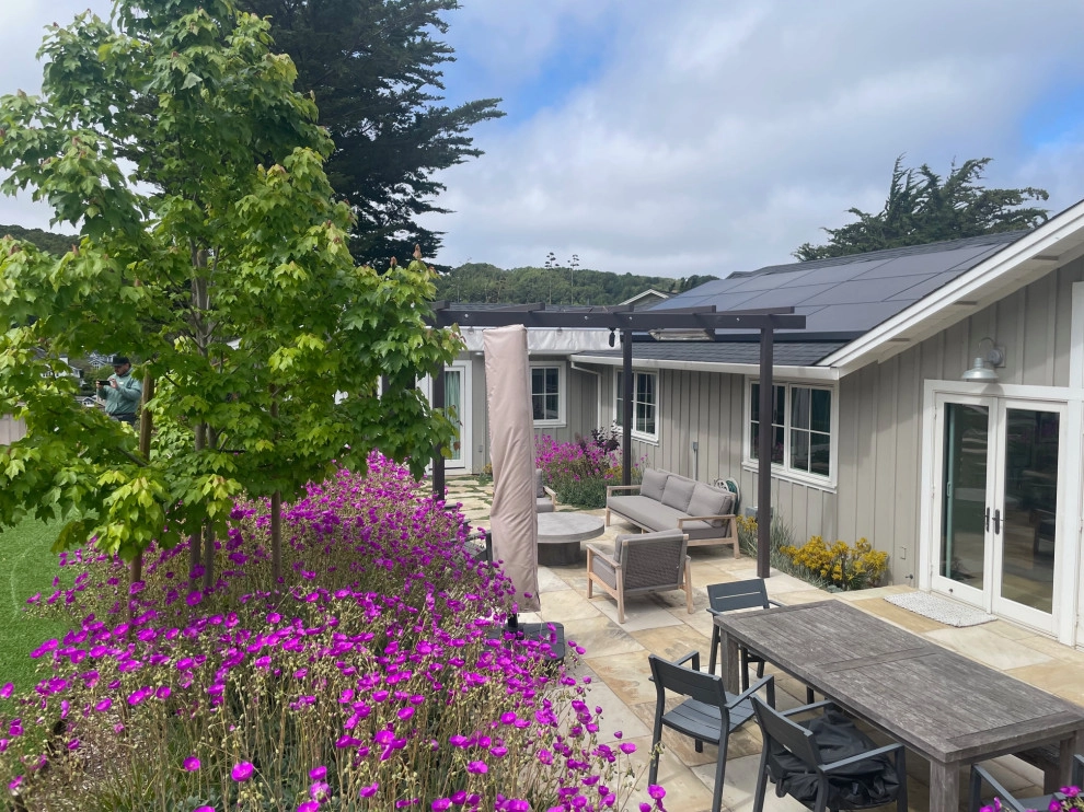 Corte Madera Hillside Rear Garden by Bon Terra Landscapes Inc. - Photo 6