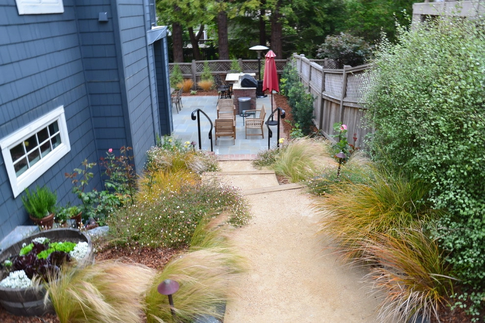 Traditional Tiburon Garden by Bon Terra Landscapes Inc. - Photo 7
