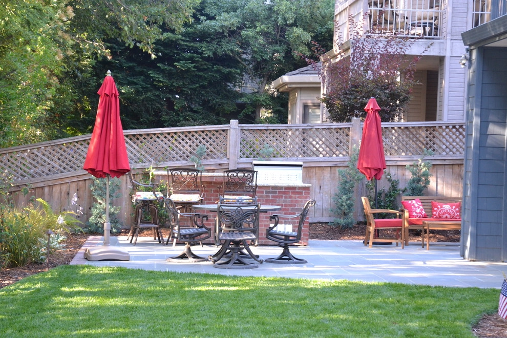 Traditional Tiburon Garden by Bon Terra Landscapes Inc. - Photo 2