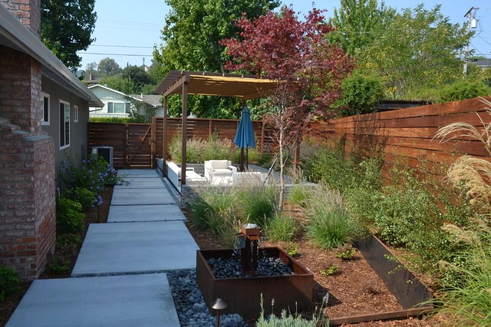 Sincliar Residence by Bon Terra Landscapes Inc. - Photo 10