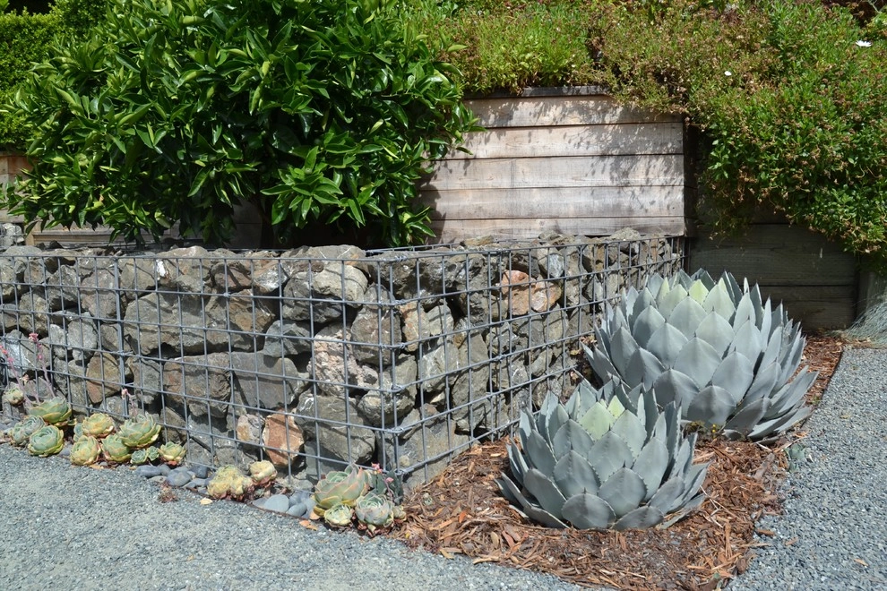 Fairfax Hideaway by Bon Terra Landscapes Inc. - Photo 6