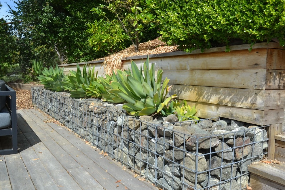 Fairfax Hideaway by Bon Terra Landscapes Inc. - Photo 3