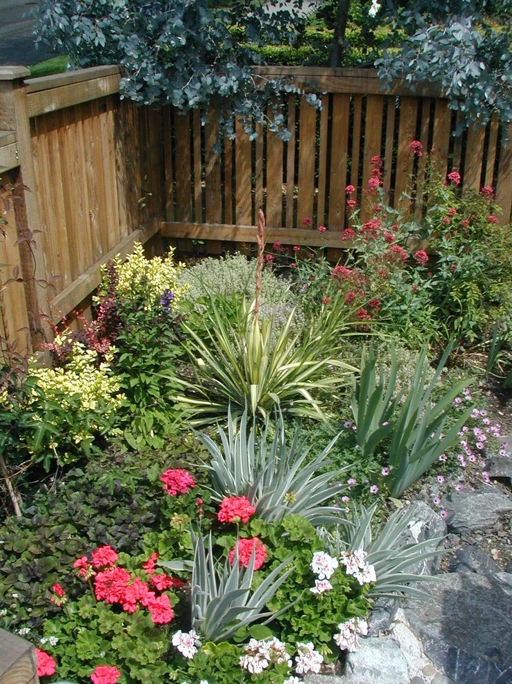 Borealis Landscape & Design DBA Skipley Farm - Photo 14