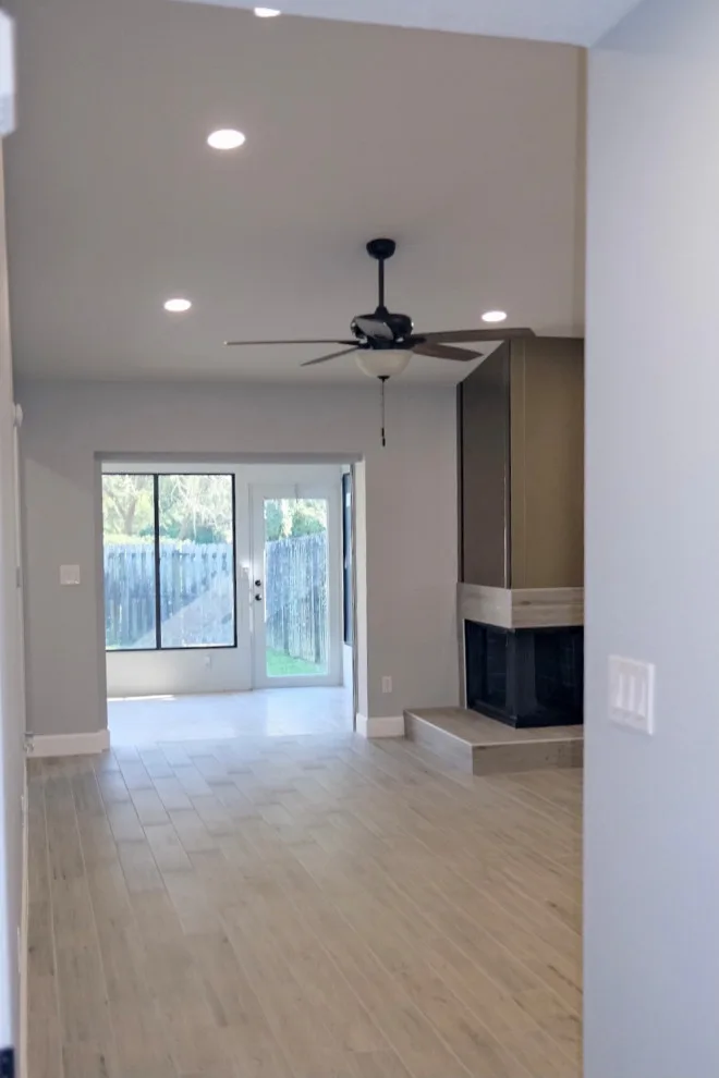 Condominium renovation by Master Touch Restorations - Photo 10