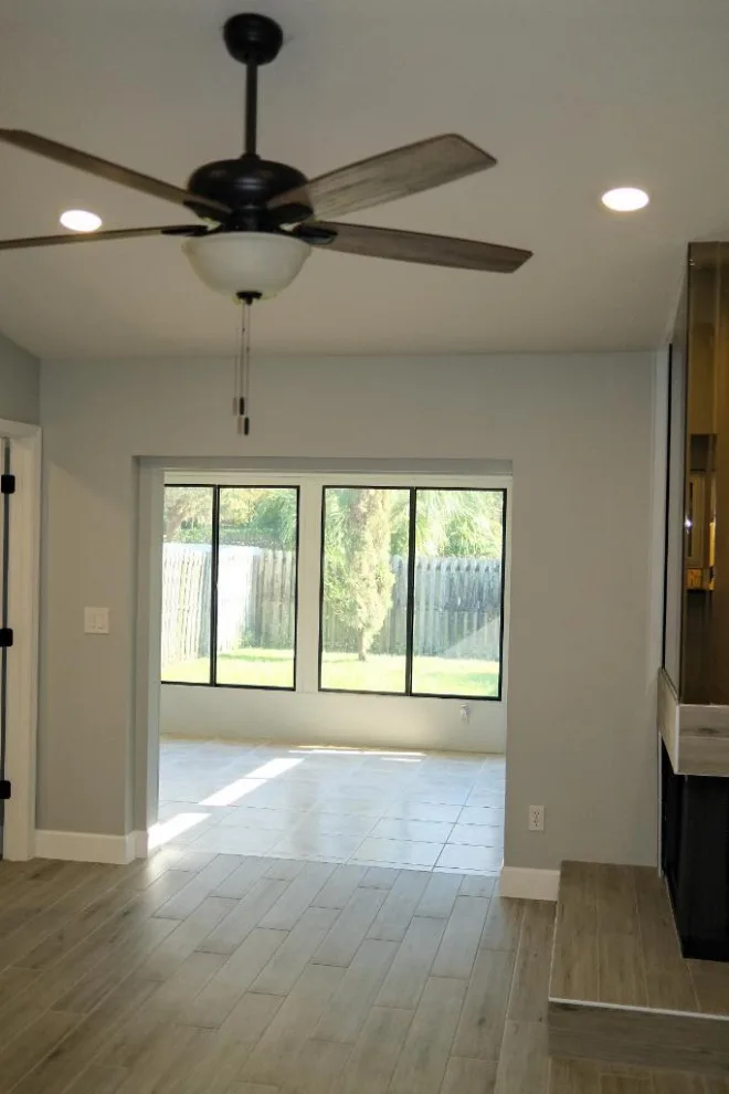 Condominium renovation by Master Touch Restorations - Photo 15