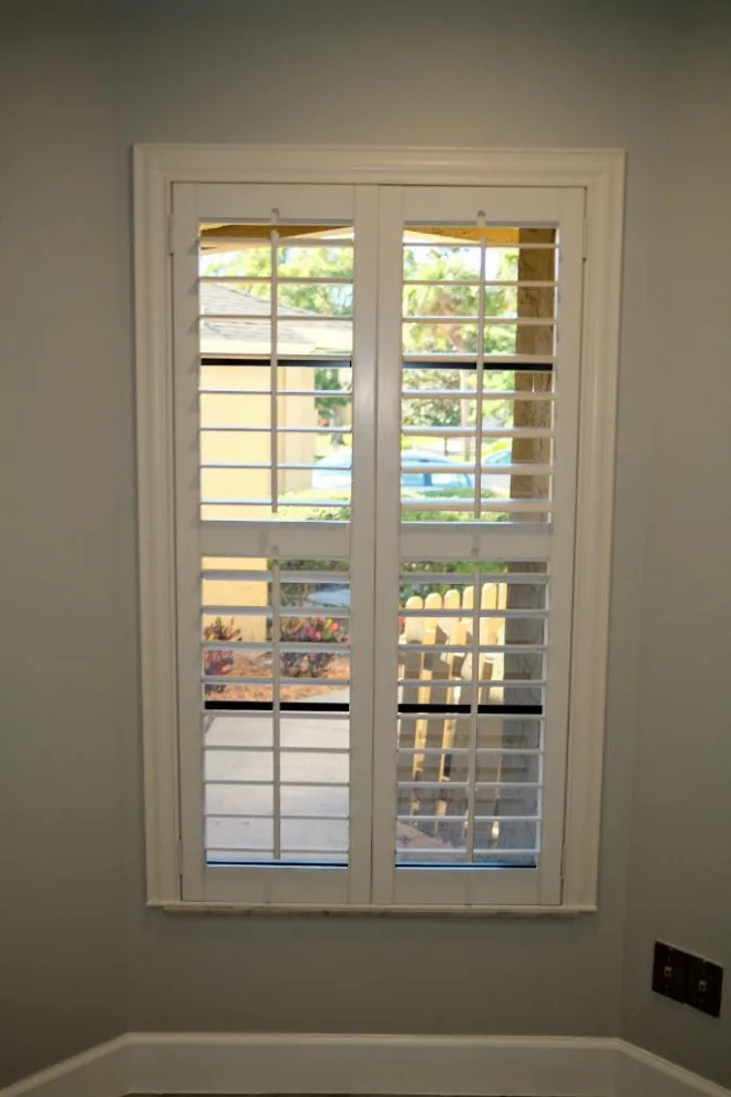 Condominium renovation by Master Touch Restorations - Photo 14