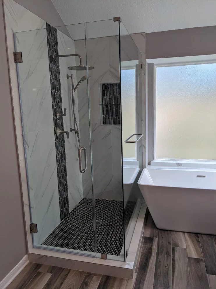 Modern grey and white bathroom by Prime & Precision - Photo 16