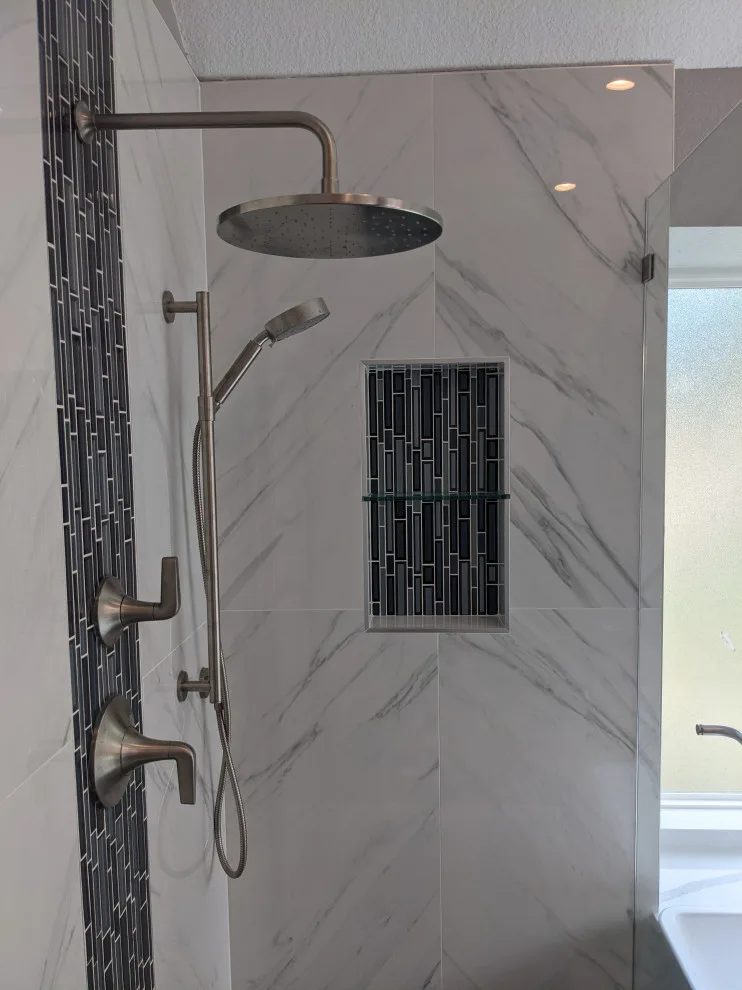 Modern grey and white bathroom by Prime & Precision - Photo 20