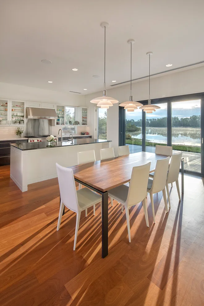 Modern Lakeside Residence by Craig Tuttle Construction, Inc. - Photo 57