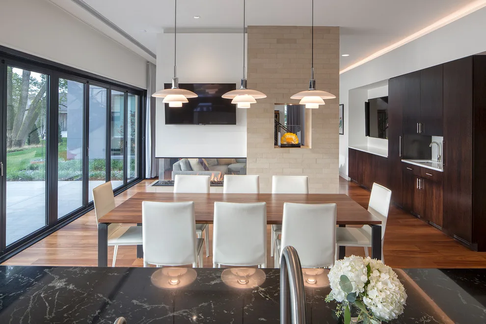 Modern Lakeside Residence by Craig Tuttle Construction, Inc. - Photo 14