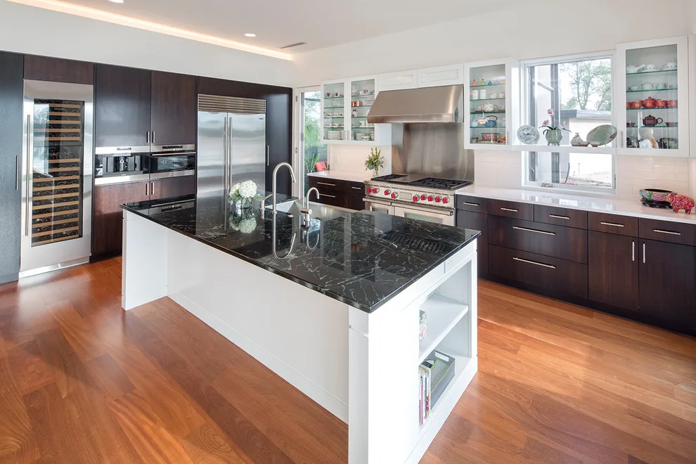 Modern Lakeside Residence by Craig Tuttle Construction, Inc. - Photo 15