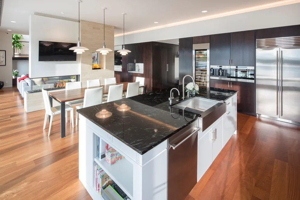 Modern Lakeside Residence by Craig Tuttle Construction, Inc. - Photo 34