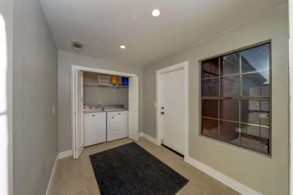 Modern Renovation Tucson by CactusNectar, LLC - Photo 6