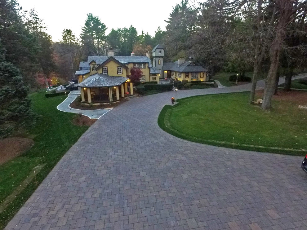 Private Residence - Chenequa, WI by Breckenridge Design, Construction & Maintenance - Photo 4