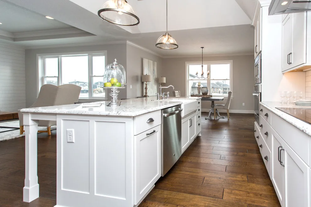 Chic New Construction in the Midwest by Oakwood Builders Group - Photo 6