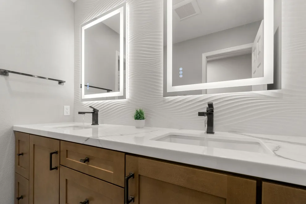 Costa Mesa Comprehensive Renovation by Frame Build&Design - Photo 5