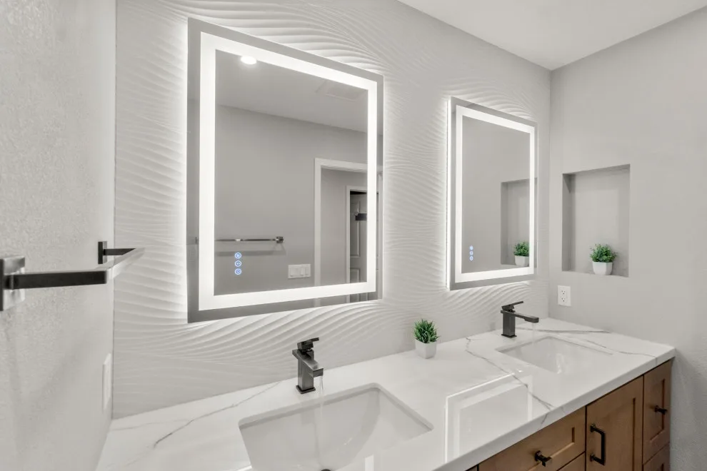 Costa Mesa Comprehensive Renovation by Frame Build&Design - Photo 3