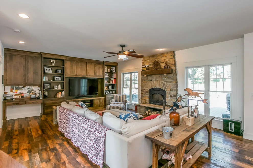 Contemporary Farmhouse by Gary Frakes Construction - Photo 8