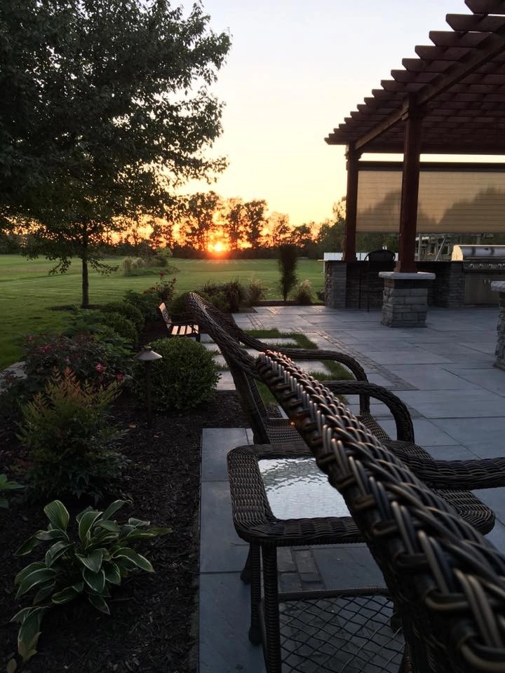 Brick & Bloom Inc. - Photo 11