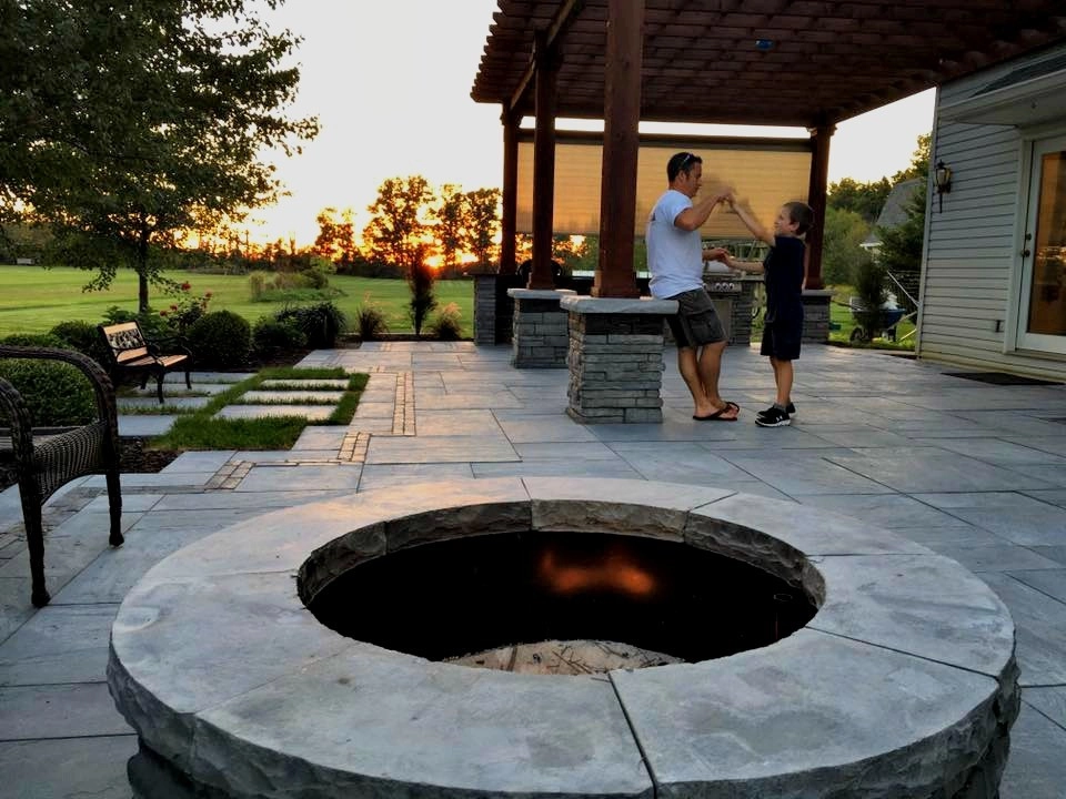 Brick & Bloom Inc. - Photo 8